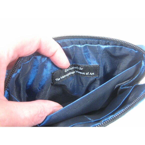 The Metropolitan Museum Of Art Embroidered Dragonfly Silk Pouch MMA Box NWT - Picture 11 of 14